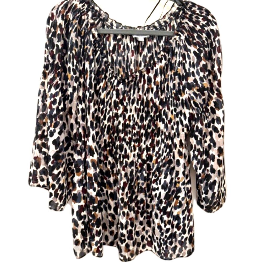 Floral &  Ivy Animal Print Blouse Size M Smocked Neck 3/4 Sleeve Flowy Top